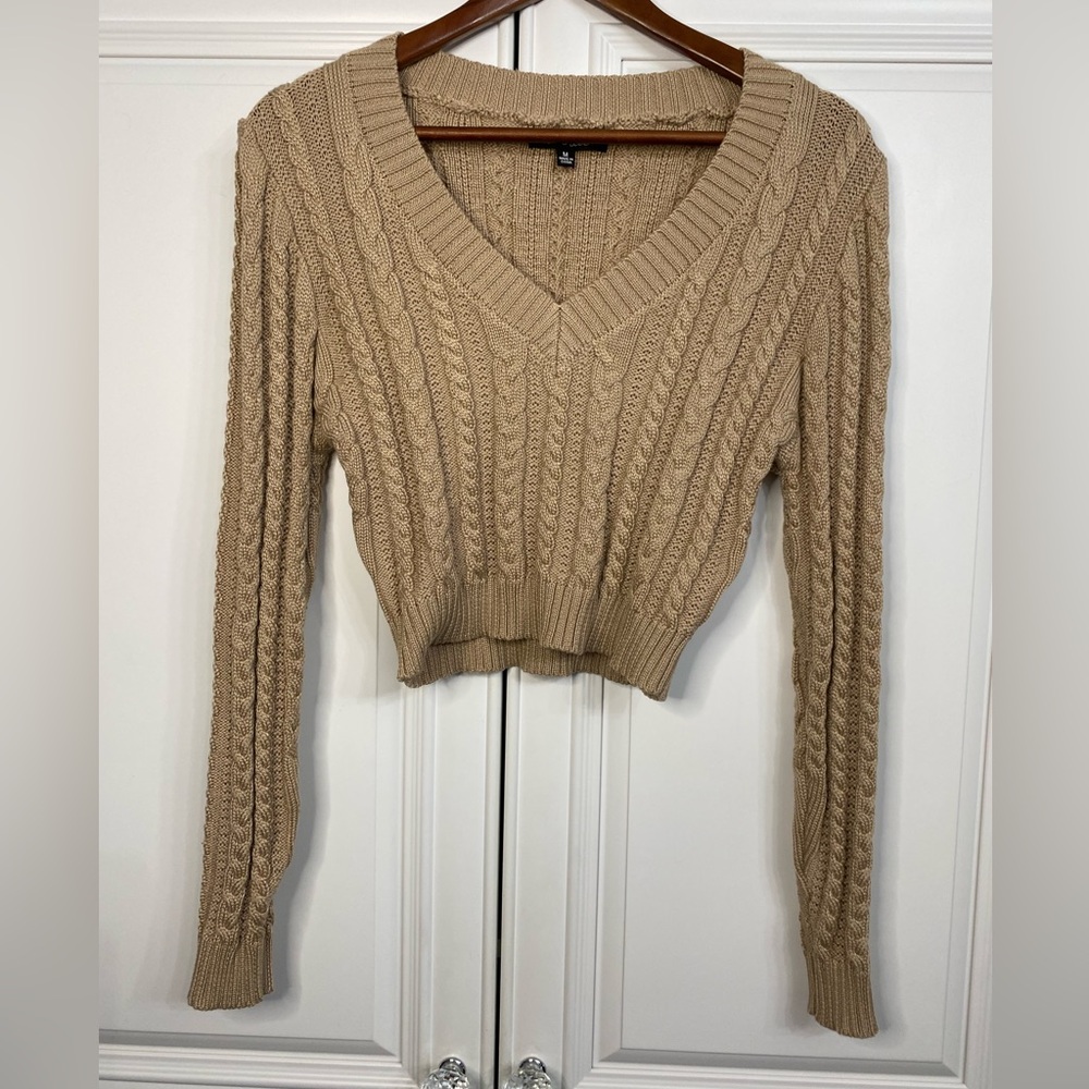 Love Tree Women’s Medium V-Neck Cropped Cable Knit Tan Coloured Sweater